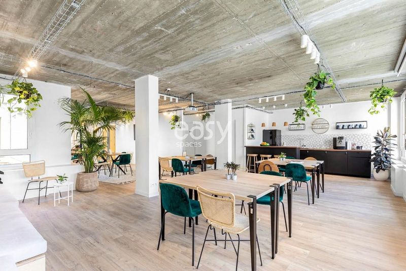 rent a venue for an interview in Paris, FRANCE
