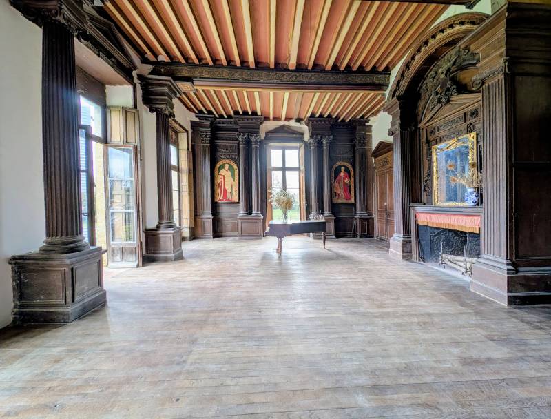 Castle available for rent for filming purposes near Toulouse in France