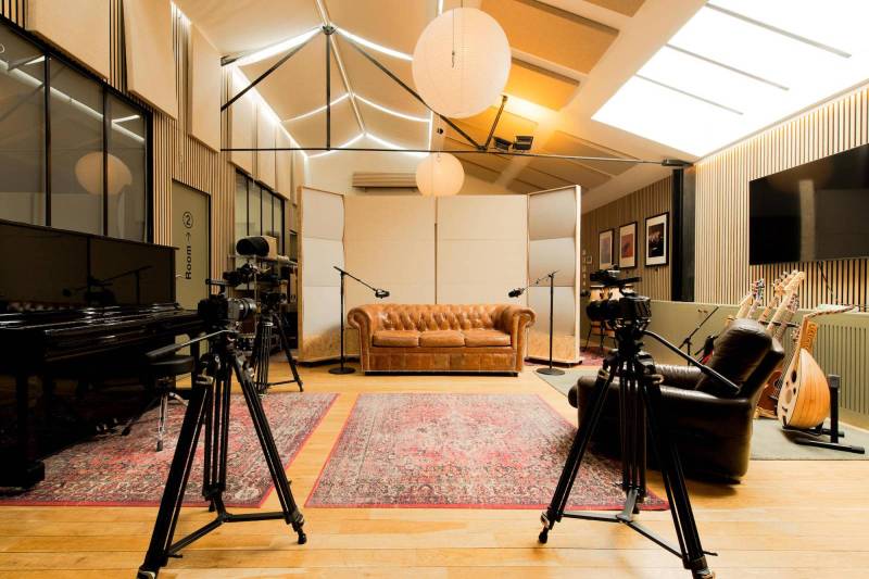 rent a location for podcast paris