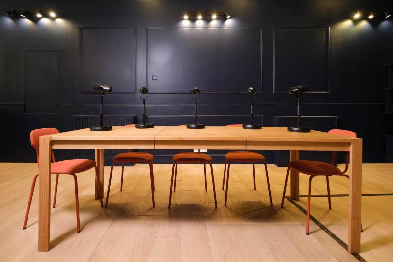 rent a venue for a cocktail reception in Paris