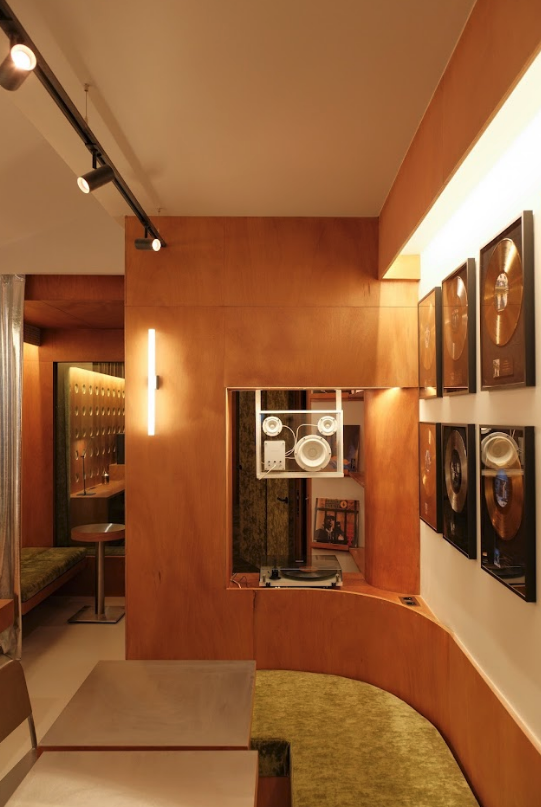 Venue for rent for livestreaming in Paris