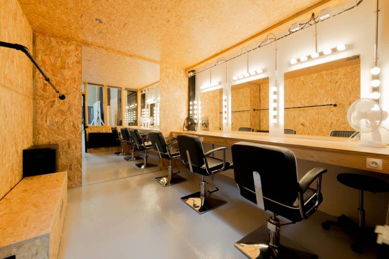 rent a location for podcast filming in Paris