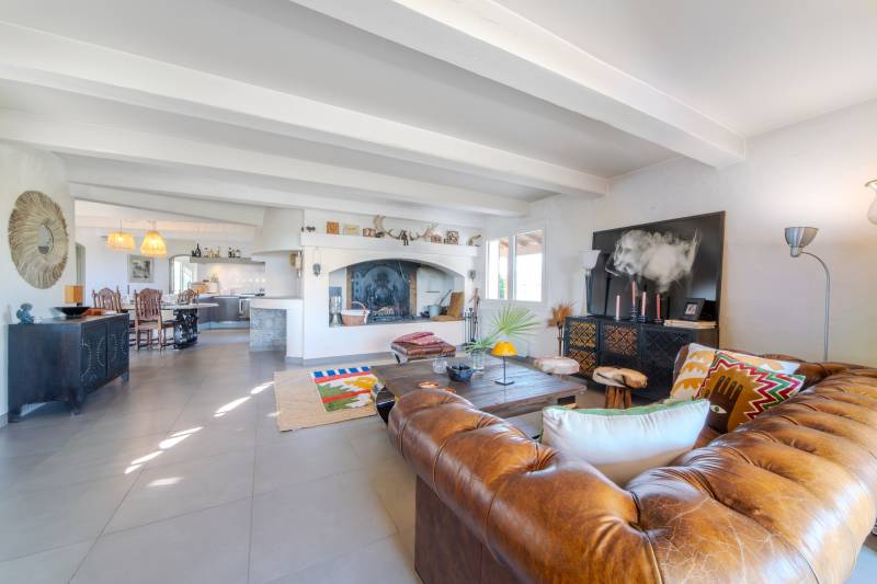 renting a house for vacation in the beautiful Camargue region of FRANCE