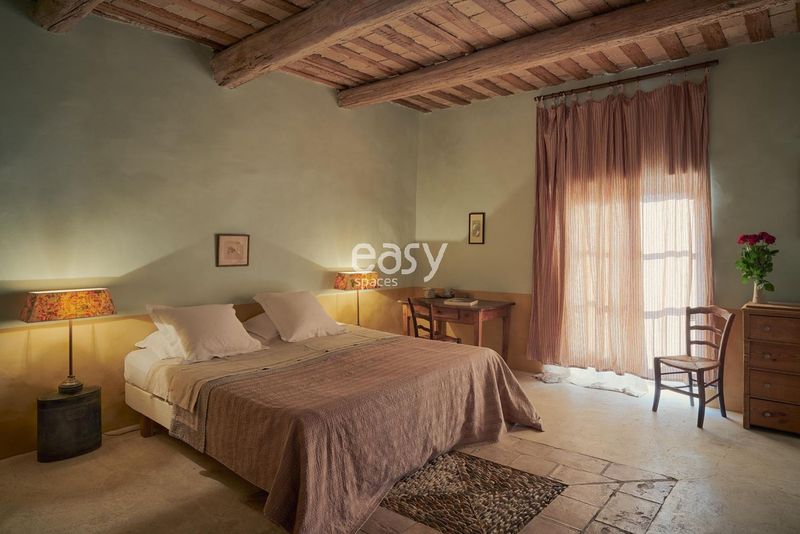 filming location in the historic and picturesque city of Nîmes