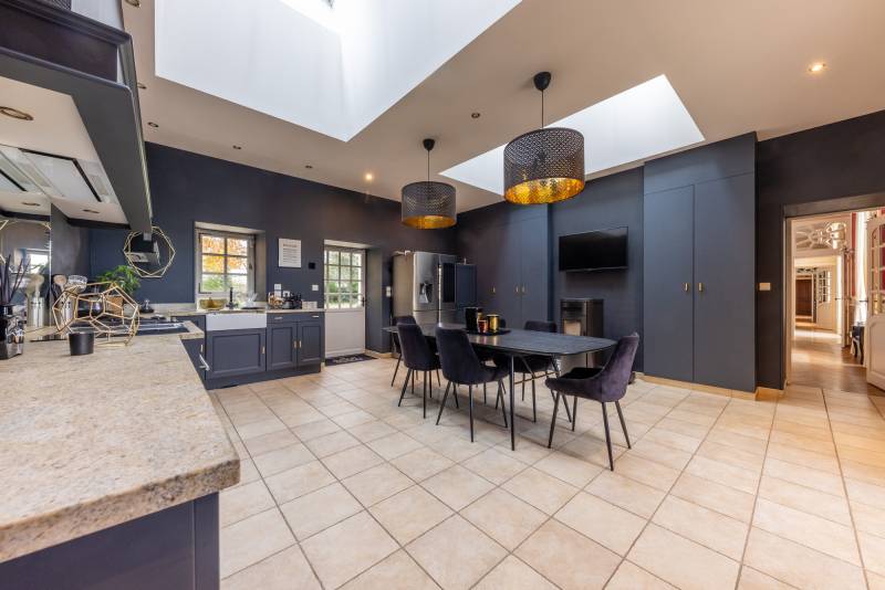 beautiful kitchen setting ideal for professional photo shoot sessions in FRANCE