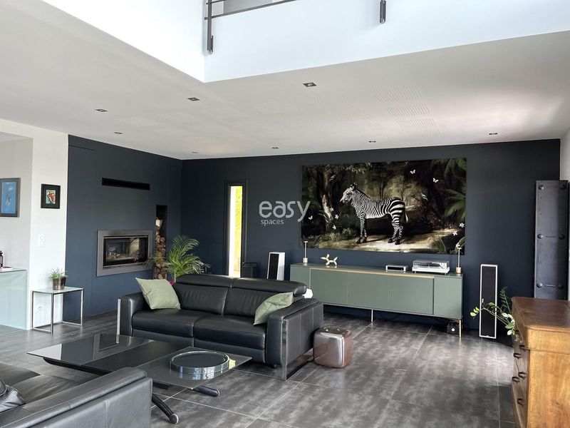 Where is it possible to offer your house for a film or video shooting in FRANCE?