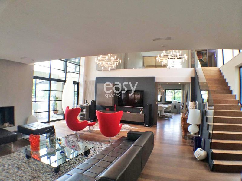 location of various types of venues and locations for film productions in the city of Toulouse