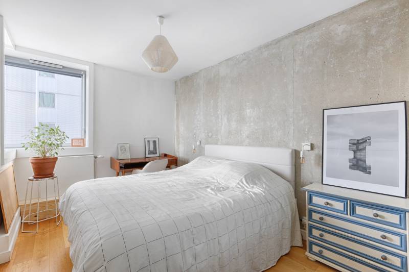 Decor available for rent for photo shoots in Paris, FRANCE, offering an ideal setting for professional photography sessions