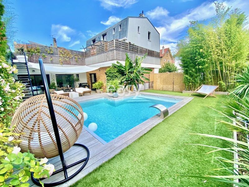 Villa available for rent for professional photoshoots and video shootings in Paris, France