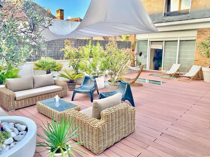 Villa available for rent for special events and occasions in Paris, France