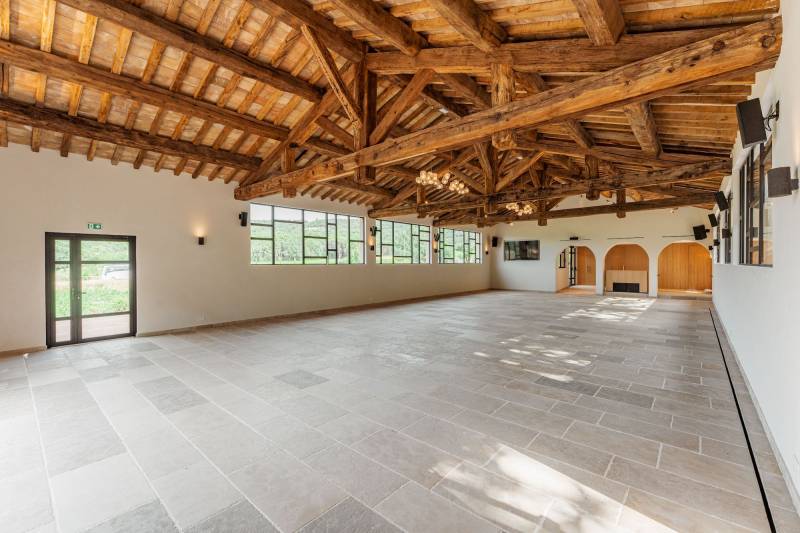 Location for an exclusive and prestigious roadshow event in Saint-Tropez, FRANCE