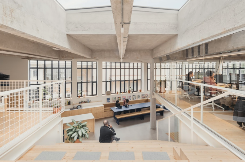 Rent an industrial loft for a photoshoot in Lyon