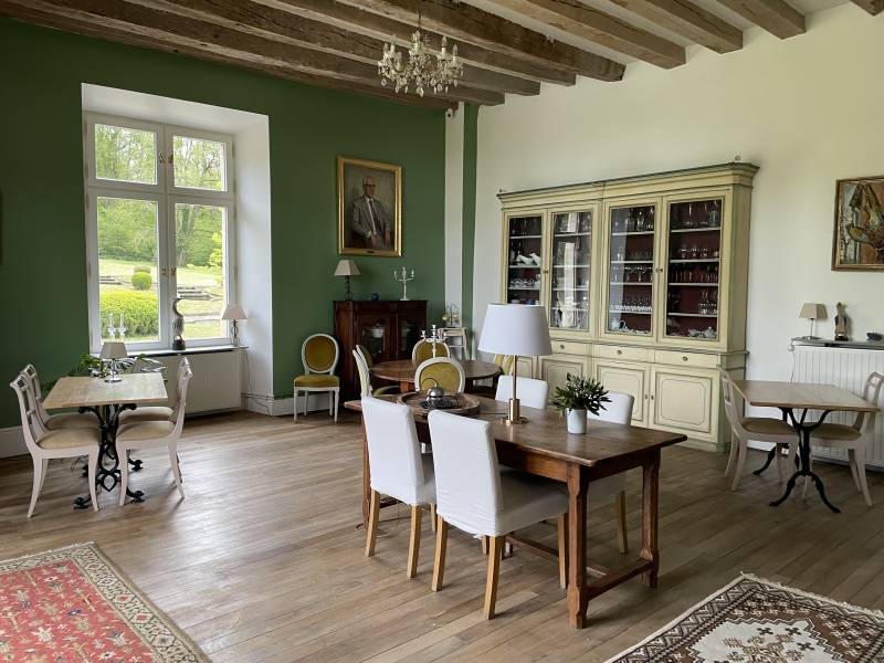 castle available for rent for professional and private events in the beautiful Loire Valley region of France