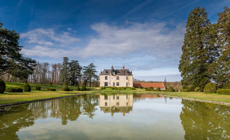 venues for event planning and organization in the Loire Valley region of FRANCE