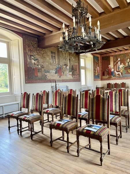 rent a property for an event in Tours, FRANCE with extensive amenities and services