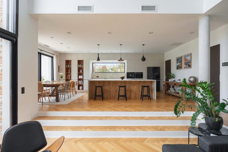 Rent a modern house for a photoshoot in Toulon