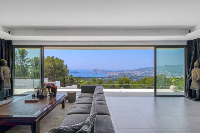 photography location with breathtaking sea view on the magnificent Côte d'Azur in France