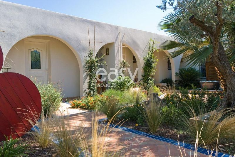 Oriental style house perfectly designed for professional photoshoot sessions