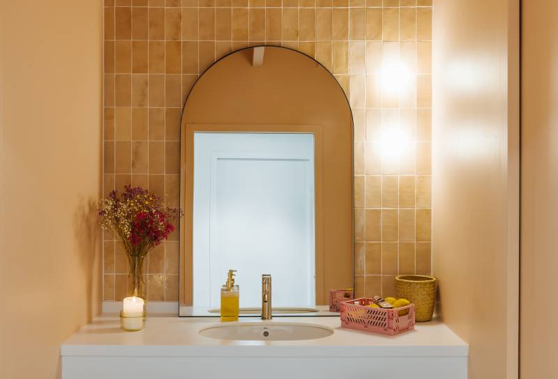 Showroom located in the city of Paris, France, a prominent and renowned location