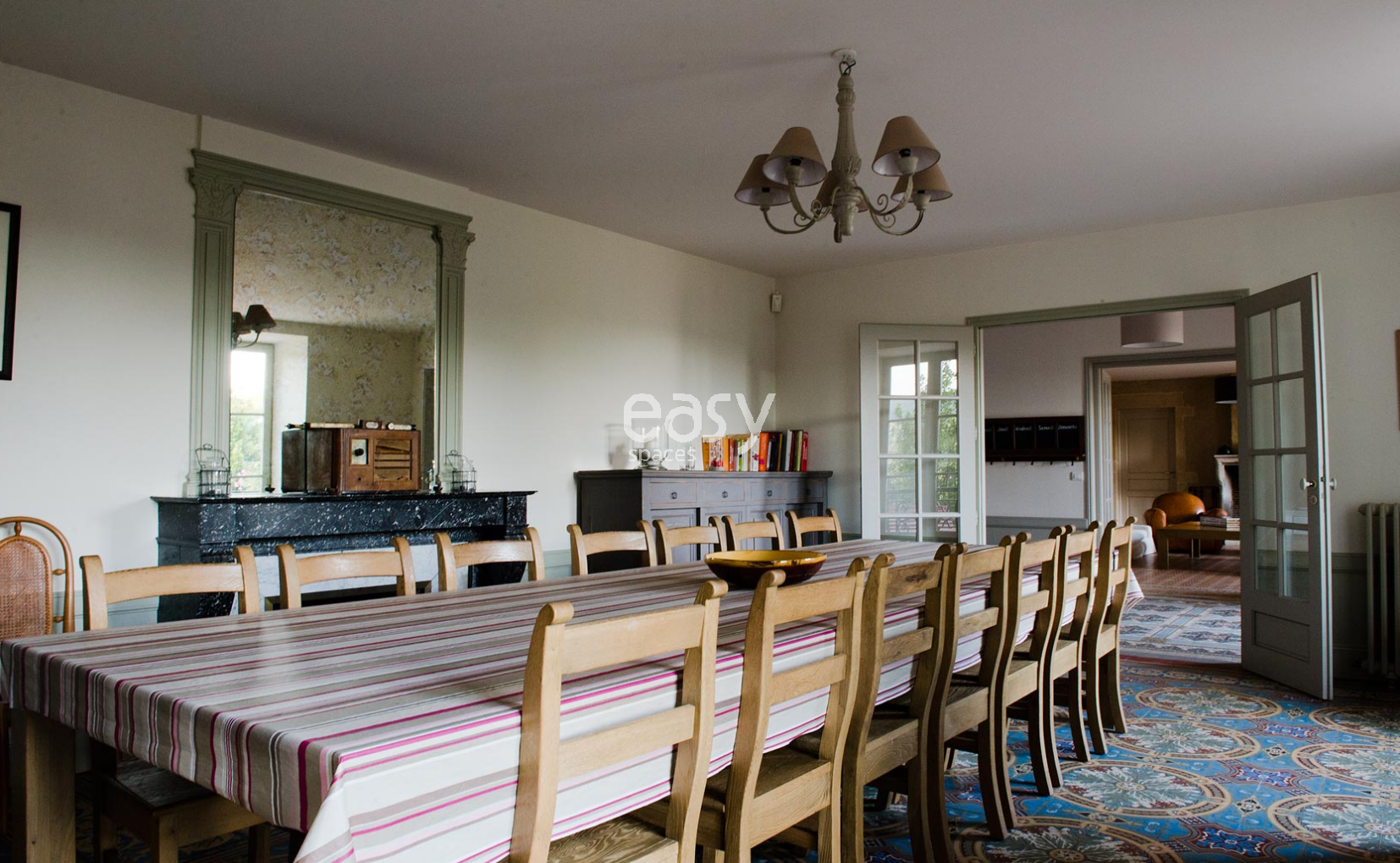 decor for film shooting in Lyon featuring authentic and detailed settings