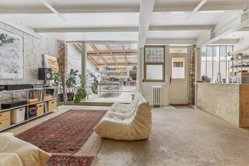 Parisian shooting location