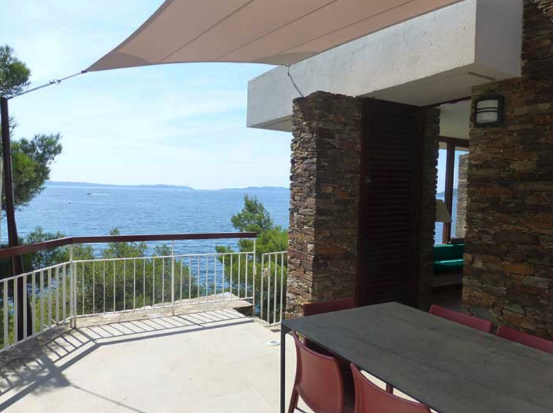 Shooting location with sea access available for rent in the Var region of FRANCE