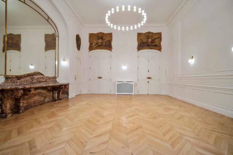 decor for a pop-up store in Paris
