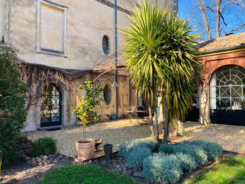 Offer Your House as a Location to Be Used for a Professional Photo or Video Shooting in FRANCE