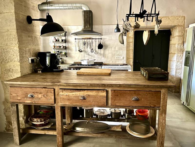 unique and unconventional event venue located in the Gard region of FRANCE