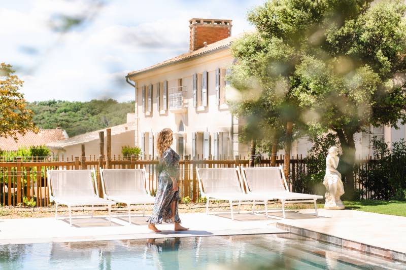 Location agency for photo and video shooting services in FRANCE