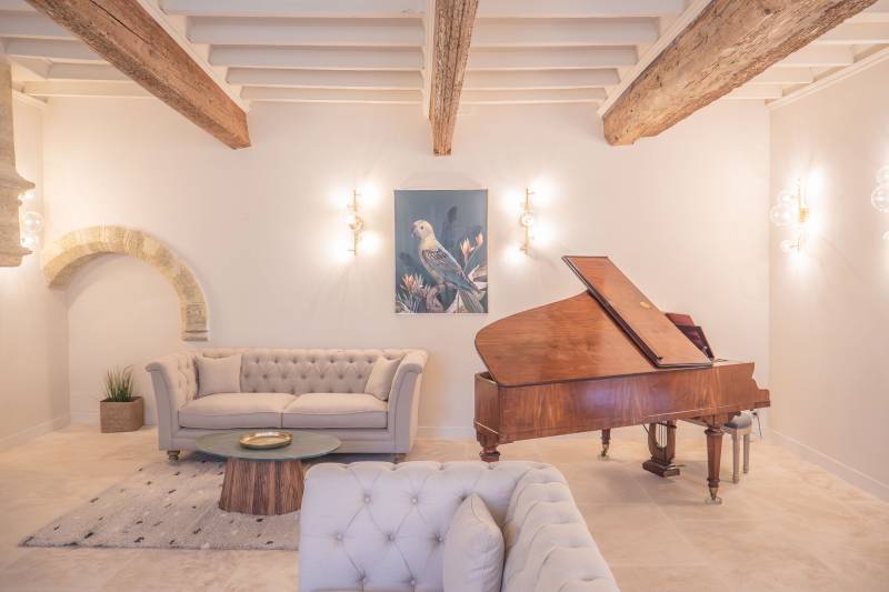 Shooting location in Montpellier, France, known for its stunning photographic opportunities