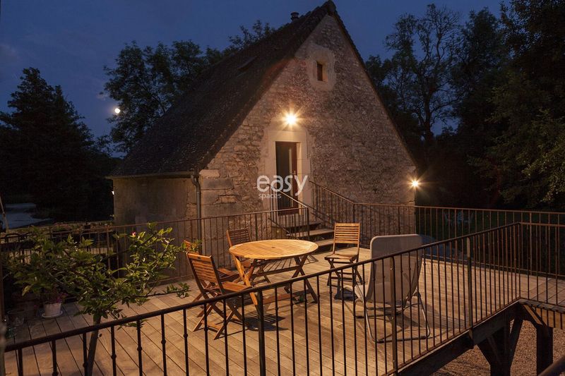 rental of an event venue located in the city of Auxerre