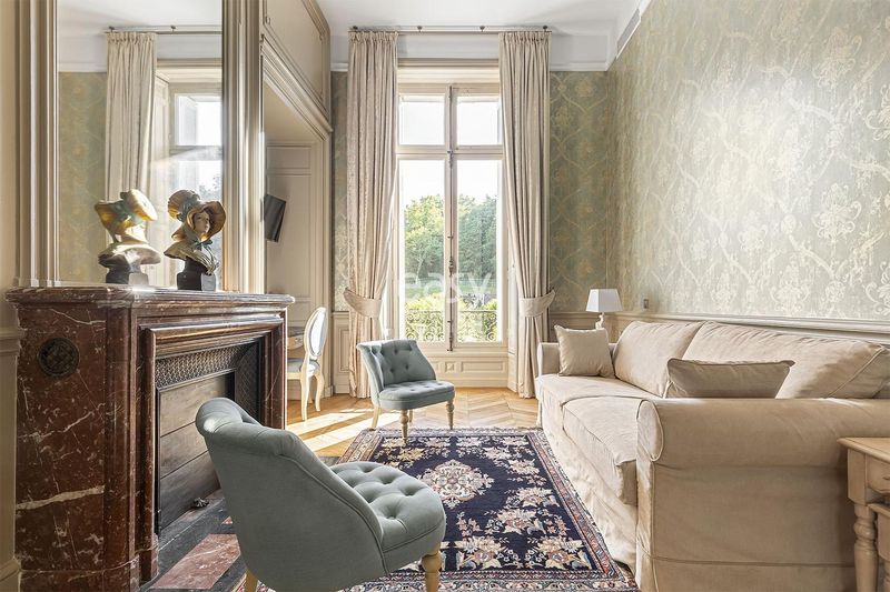 decor for photo shoots and video recordings located in Lyon, FRANCE