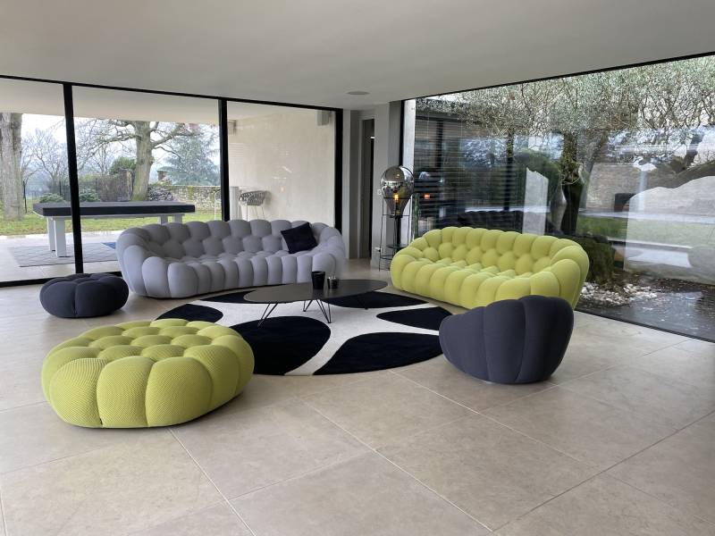 Modern house located in Lyon, France, ideal for a professional photo shooting session