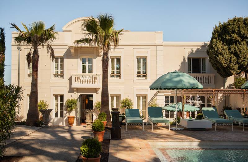 House from the 1970s available to rent for a press launch event in Marseille, FRANCE