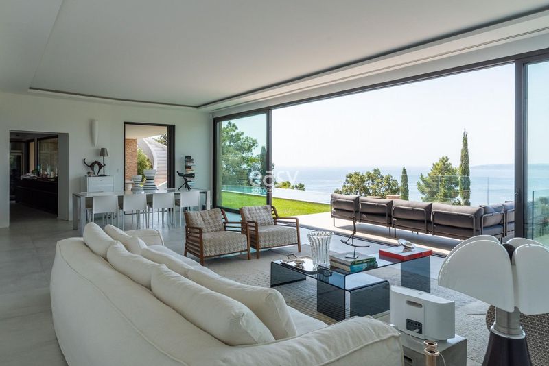 Photo shoot location near Saint Tropez in the South of France known for its stunning scenery