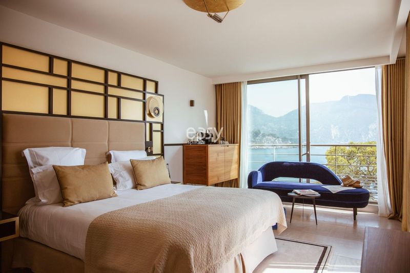 decor for a photo production with an impressive sea view in Marseille city