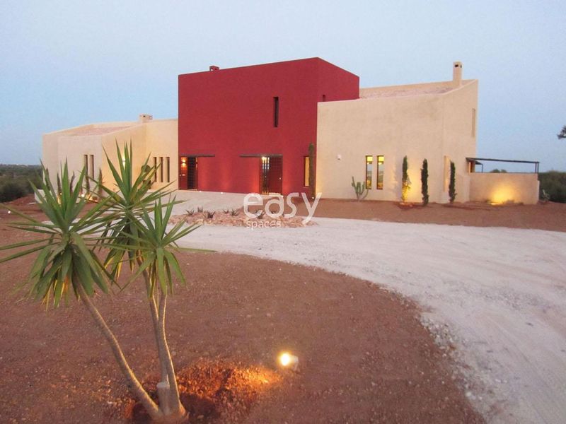 Contemporary modern house suitable for filming purposes in Mallorca