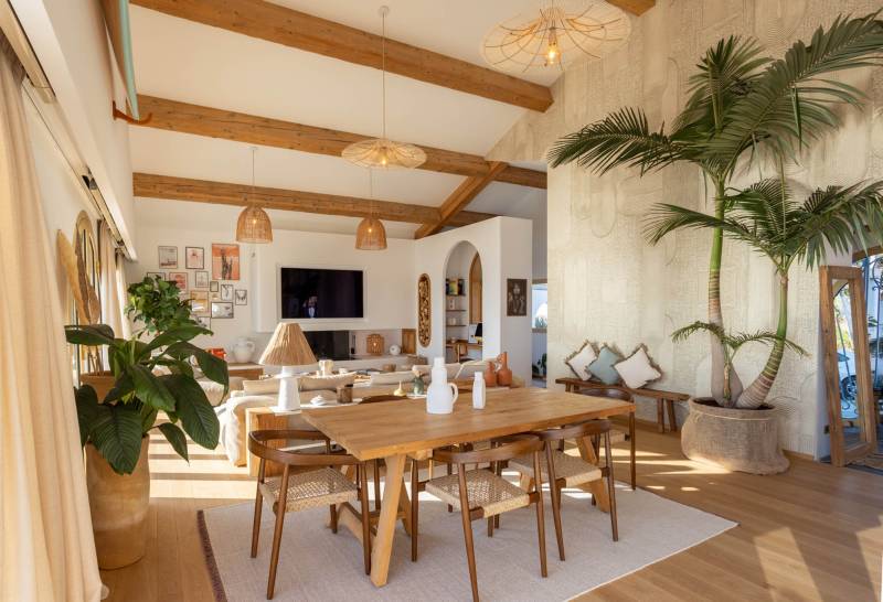 Renting a unique and unconventional house for professional photo shoots in the Provence-Alpes-Côte d'Azur region of FRANCE