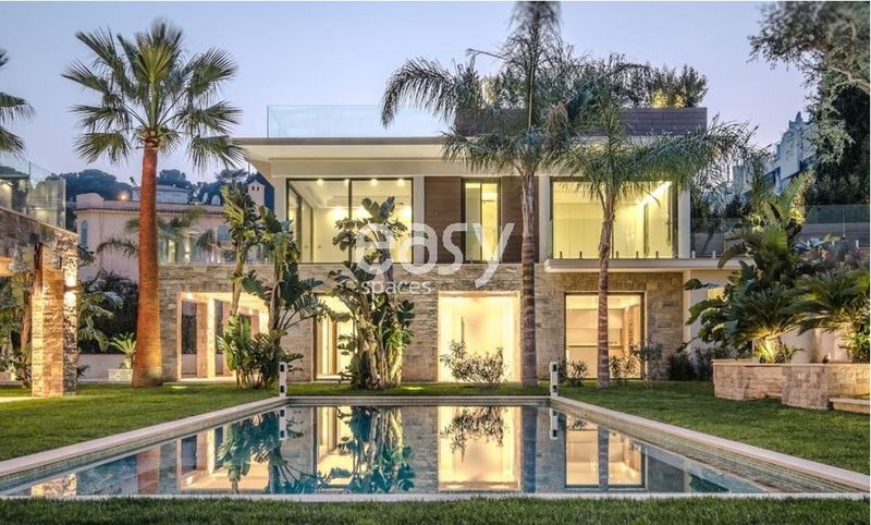 casting agency specializing in location scouting and management throughout the beautiful southern region of France