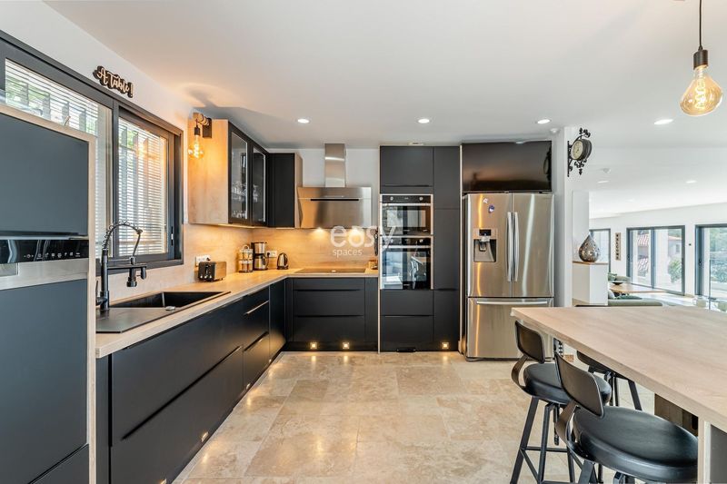 private villa available for exclusive event hosting purposes in the Var region of FRANCE