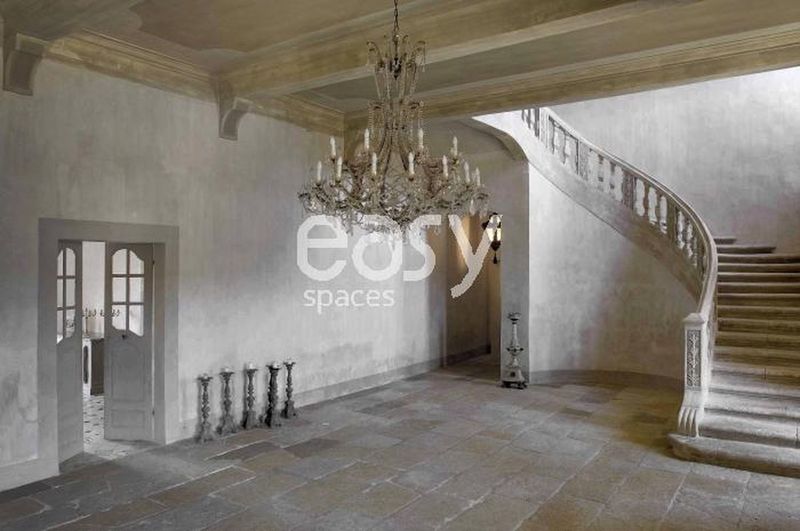 venue rental services available for fashion editorial photo shoots and filming locations