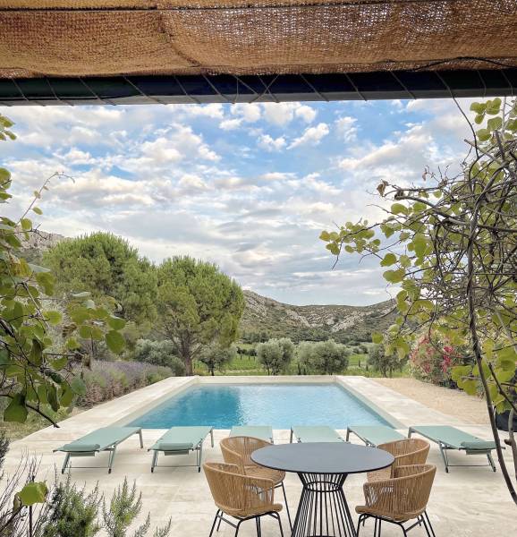 Filming location in the Alpilles region of France, well known for its scenic beauty and cultural heritage