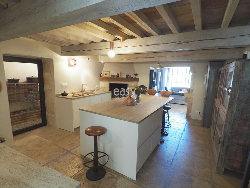 location for photo shoots in the Alpilles region of FRANCE, a picturesque area known for its natural beauty and charming landscapes