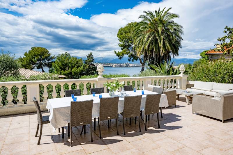 Riviera villa available for rent in FRANCE for a luxury photoshoot on the French Riviera coast