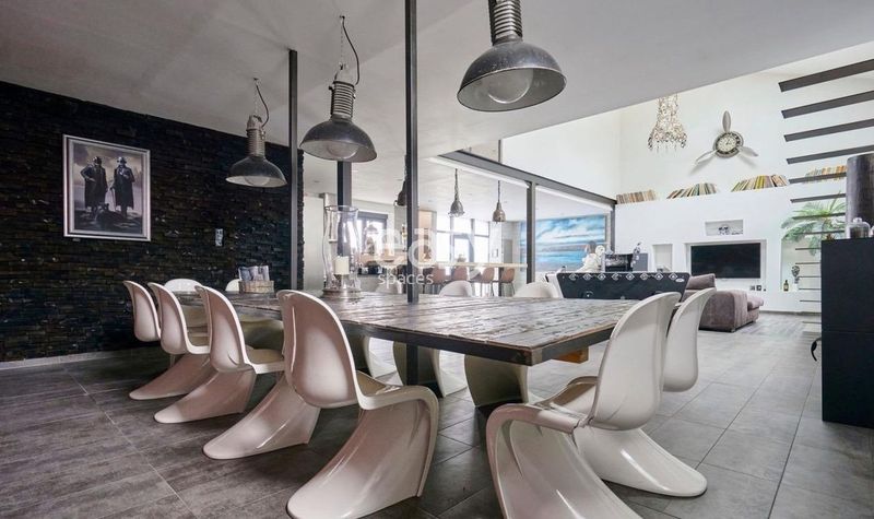 Event venue located in the northern region of FRANCE with excellent facilities and services