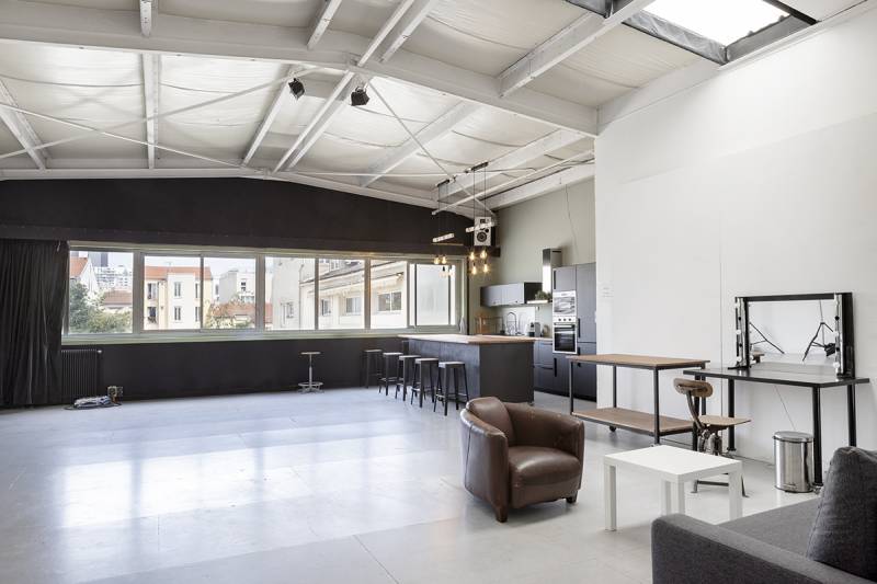 Industrial space for rent for events in Paris