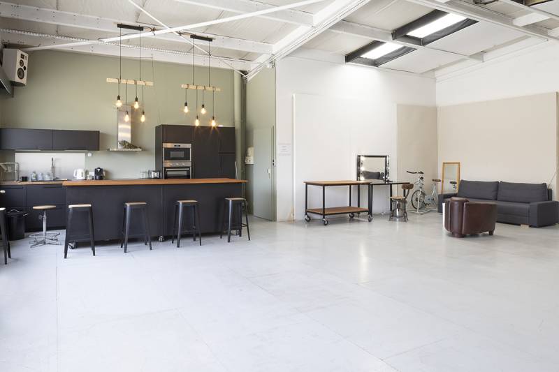 Industrial loft for rent for events in Paris