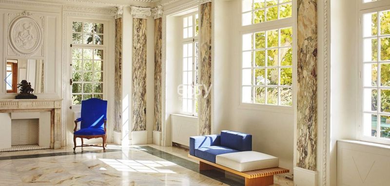 filming location situated in the vibrant and picturesque city of Marseille