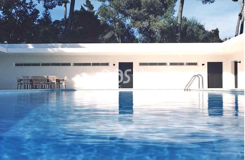 offer your house for a film shoot or commercial advertising purposes